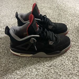 Jordan 4